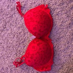 Red Lace Victoria secret push up bra